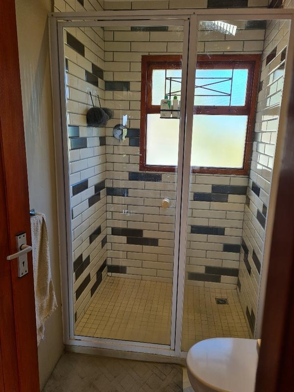 2 Bedroom Property for Sale in Oranjezicht Western Cape